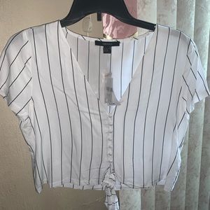 Cropped tie front top